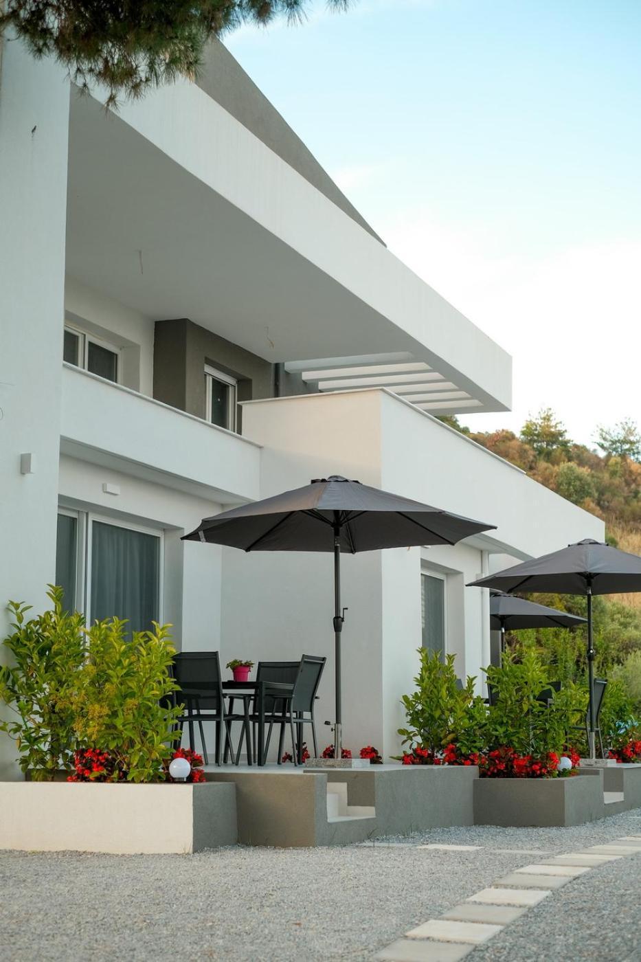 Aquarama Suites Nea Iraklitsa Dış mekan fotoğraf
